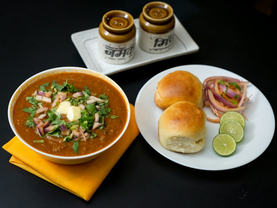 Misal Pav